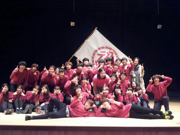 Bandphoto_2013_09_12_10_03_49.jpg